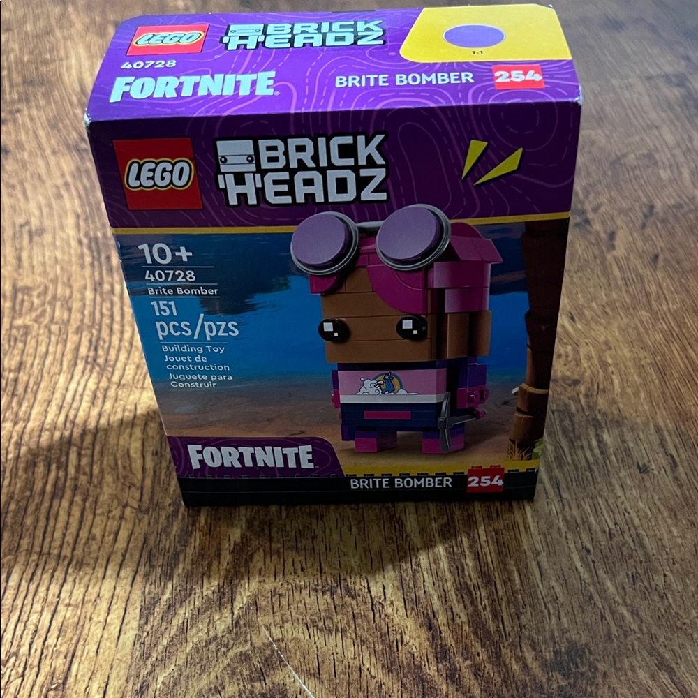 LEGO BrickHeadz Fortnite Brite Bomber Set